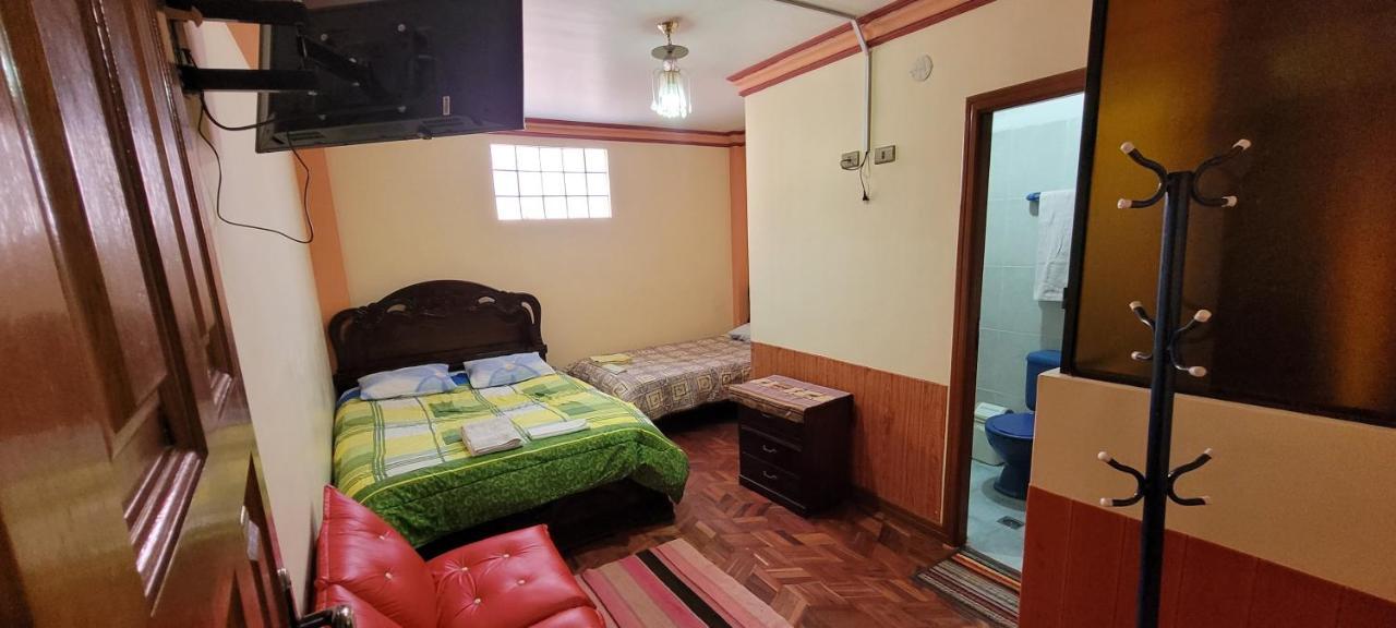 Hostal Sol Y Luna Bed & Breakfast Copacabana  Bagian luar foto